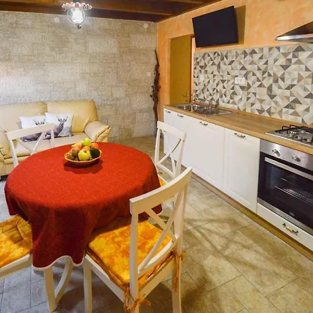 In Veli Vrh Apartment Pula