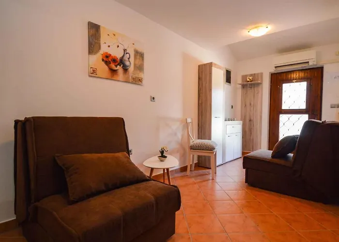 Apartment In Veli Vrh