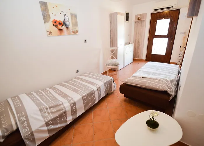 In Veli Vrh Apartment *